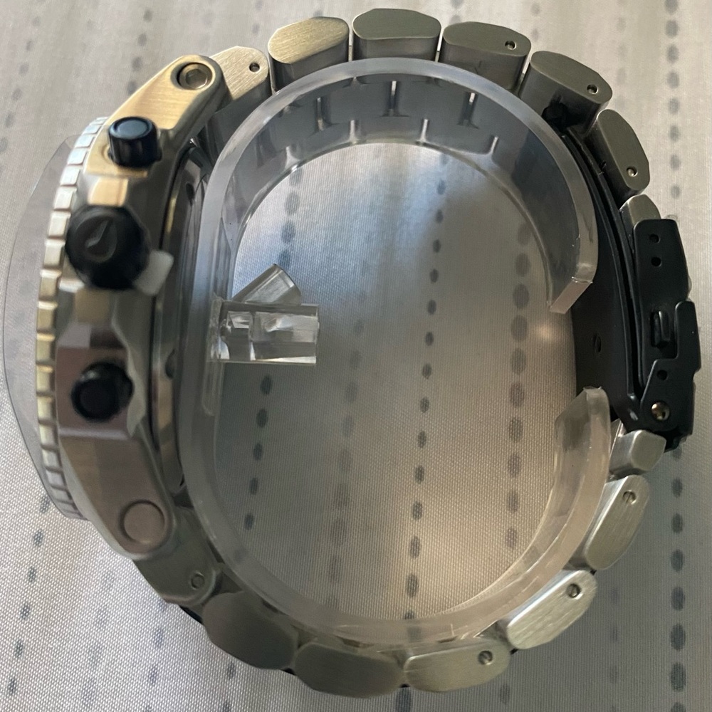 Nixons men’s watch